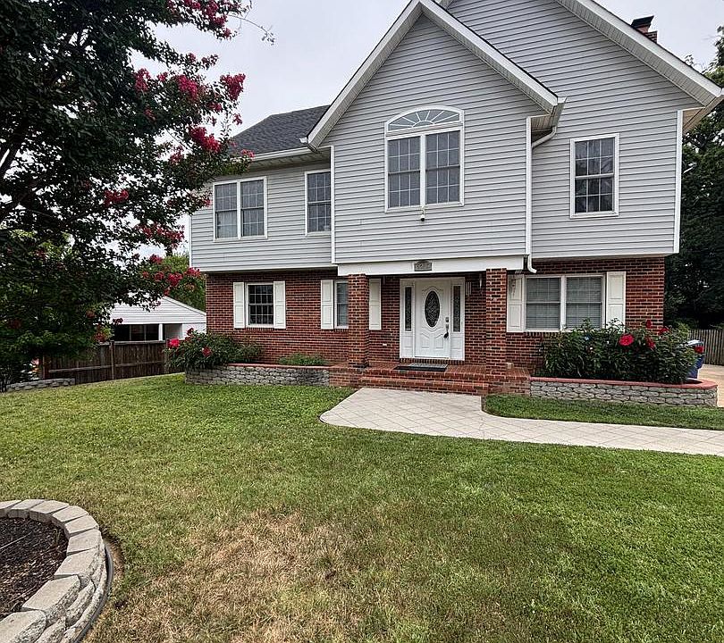 1st image of 6219 Crestwood Dr