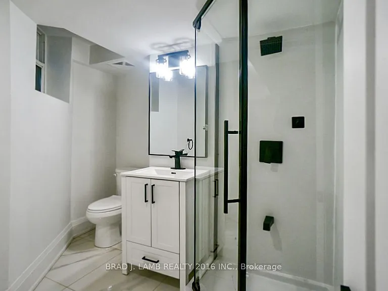 731 Indian Rd #3 — Photo 5