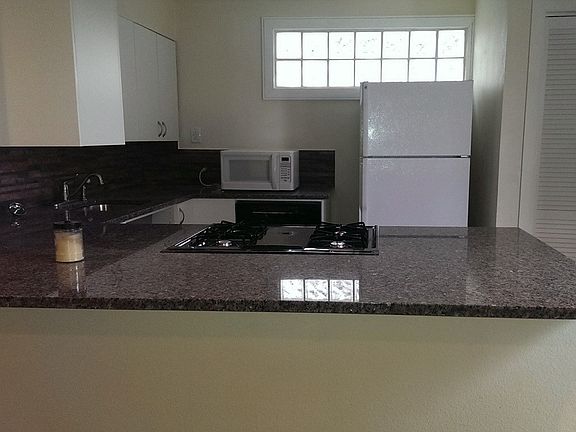 2nd image of 3625 Lafayette Ave