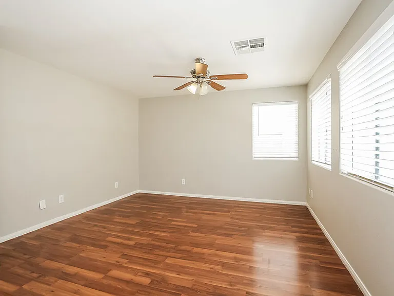 9477 Grandview Spring Ave — Photo 8