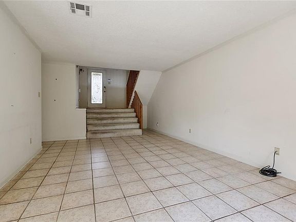 4th image of 503 Audubon Trce #503