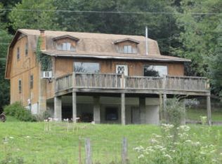 Murray Rd, Parthenon, AR 72666