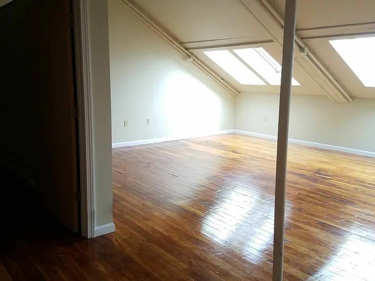 The Lofts at Wamsutta Place — Photo 44