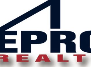 5660 SW 6th St, Plantation, FL 33317