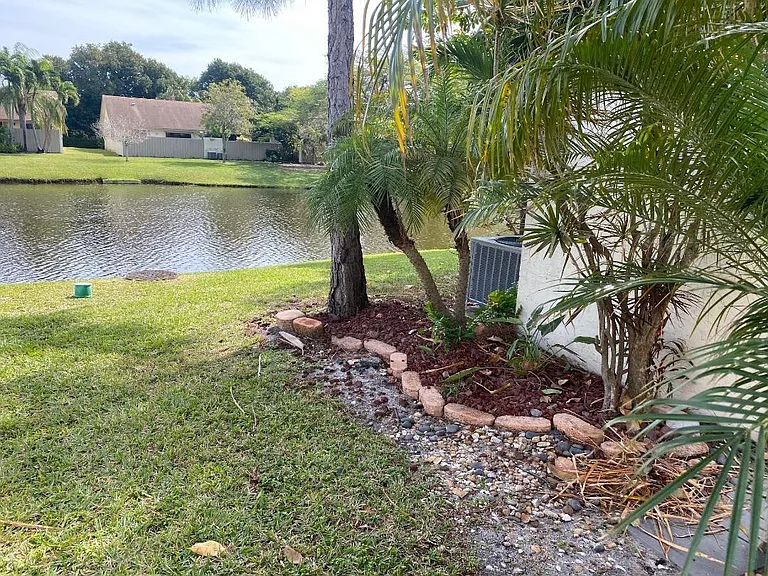 3090 S Oakland Forest Dr #1901 — Photo 3
