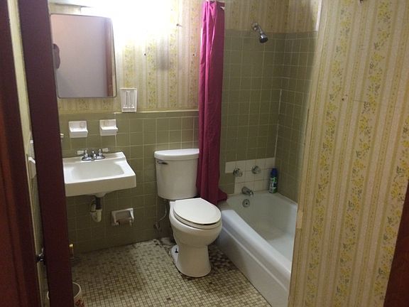 5th image of 2826 Glade Ave