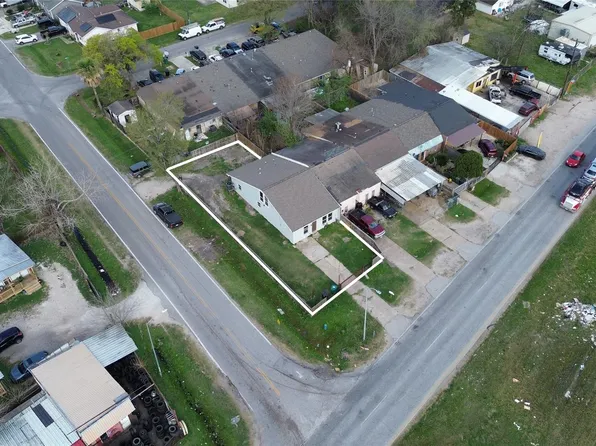 12703 W Hardy Rd, Houston, TX 77037