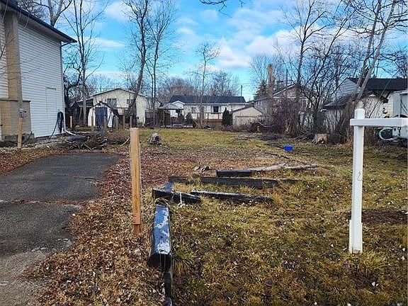 2nd image of 310 Terrace Dr