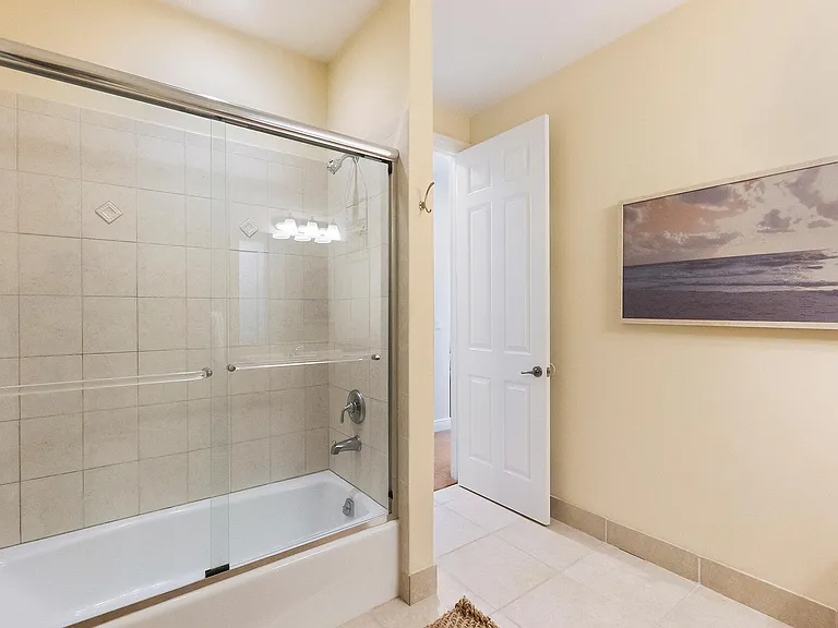 1421 NE 26th Ave — Photo 20