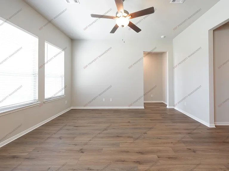 5432 Friars Loop — Photo 17