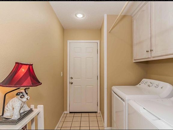 2nd image of 5408 Somerset Dr