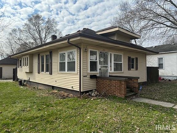 2nd image of 807 E 5th St