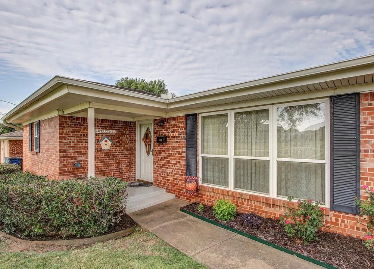 5 bed, 1540 sqft, $700 — Photo 3