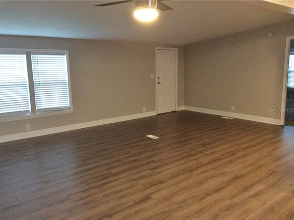 2nd image of 3034 Beaver Creek Dr