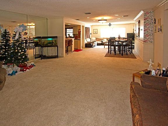 4th image of 1207 Alton Dr