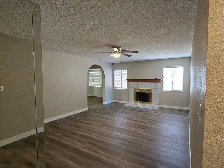 4647 Marnell Dr — Photo 7