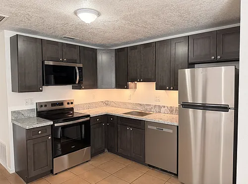 13308 Fruit Ave NE #D Photo 1 13308 Fruit Ave NE #D Photo 1
