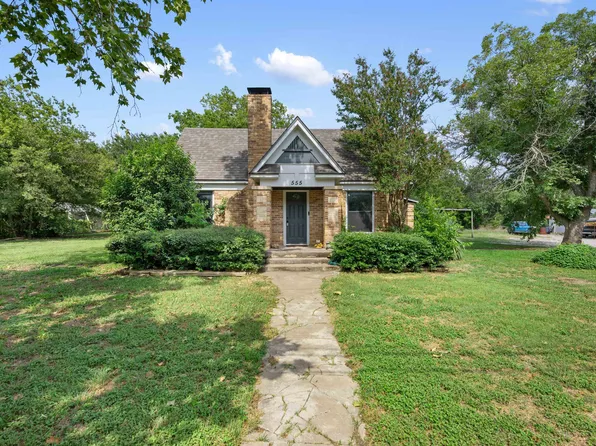 555 Hopewell Road, Bertram, TX 78611