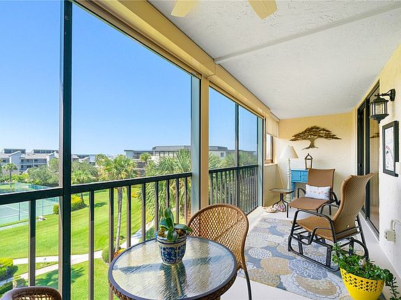 2nd image of 1821 Mooringline Dr #Penthouse B