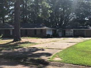 6038 Westwind Rd, Jackson, MS 39206