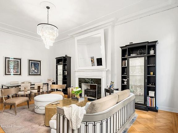 4th image of 32 W 40th St APT 2n