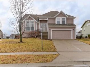 810 N Mulberry St, Gardner, KS 66030