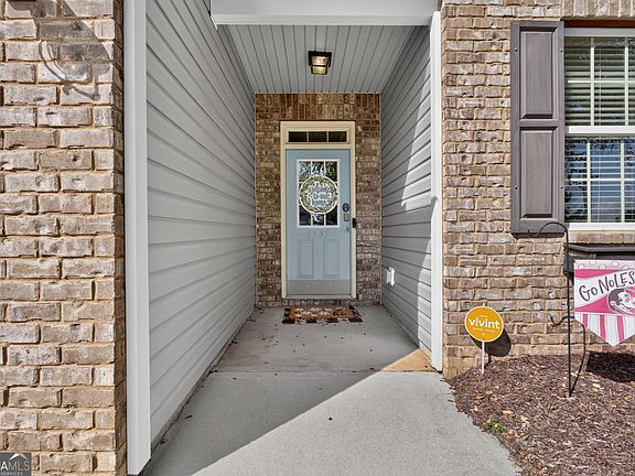 3rd image of 3291 Heatherwood Dr