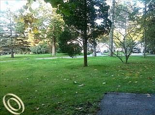 4th image of 24864 Glenside Dr