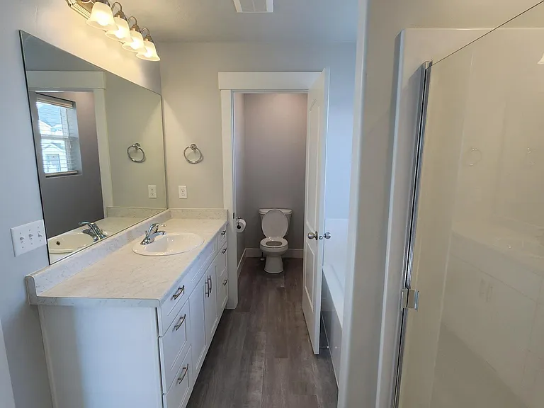 439 E Hill View Dr — Photo 6