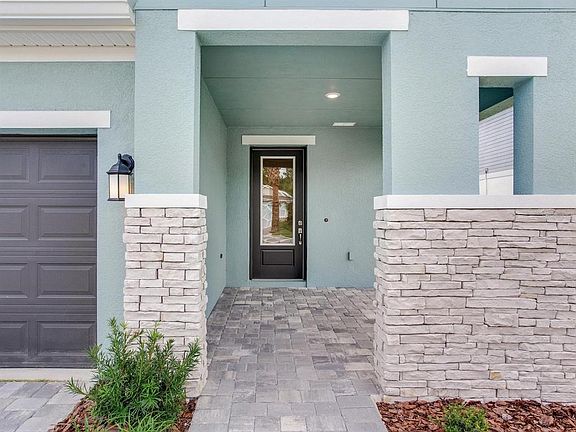 3rd image of 31105 Pendleton Landing Cir