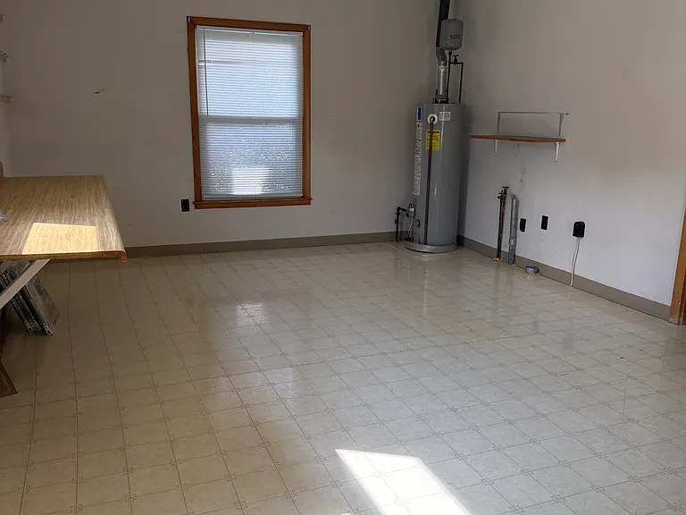 230 Park Circle Dr W — Photo 7