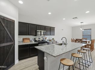 4547 W Foldwing Dr, San Tan Valley, AZ 85144