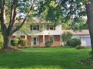 45 Kitty Hawk Dr, Pittsford, NY 14534