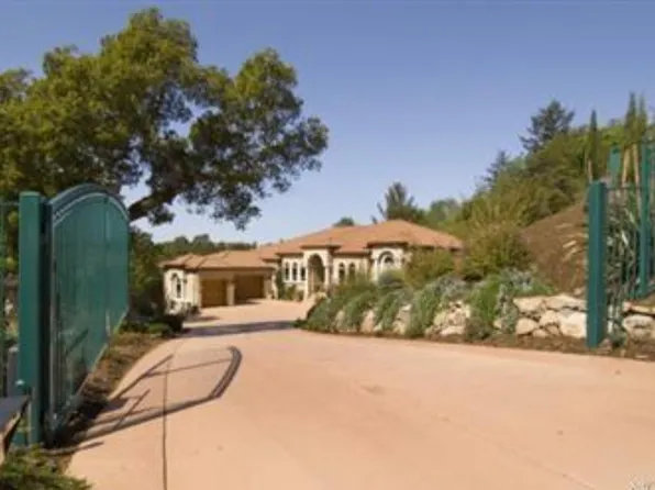 3600 Crown Hill Drive, Santa Rosa, CA 95404