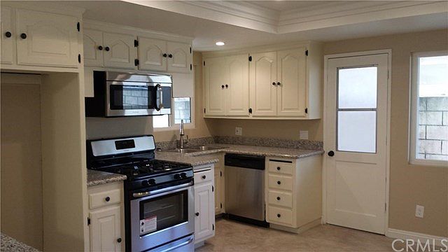 2nd image of 2030 W 10th St