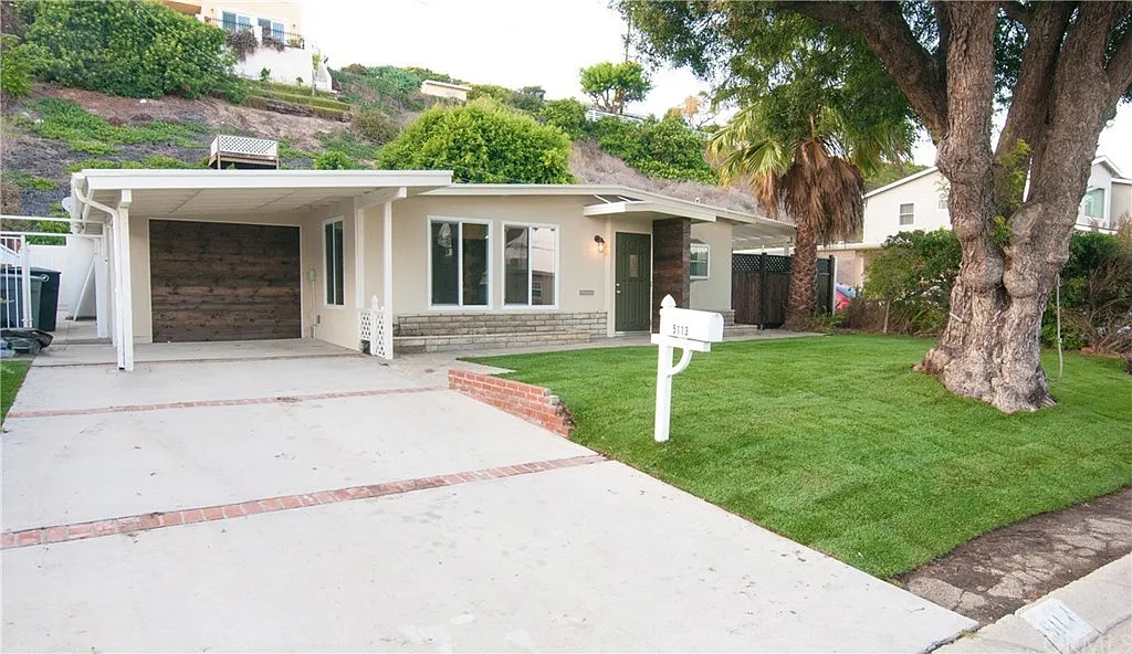 3 bed, 1522 sqft, $5,800 — Photo 1