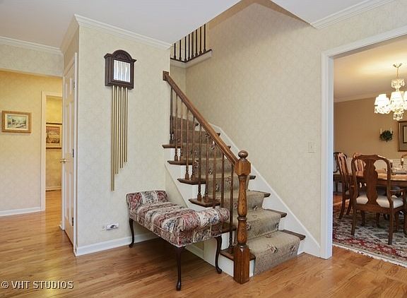 2nd image of 1153 W Bedford Dr