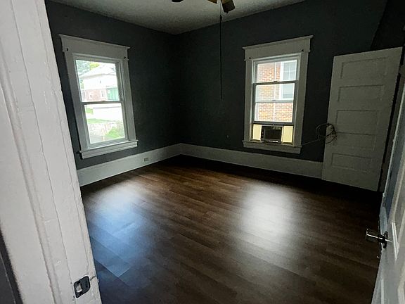5th image of 621 Allison Ave SW APT 3