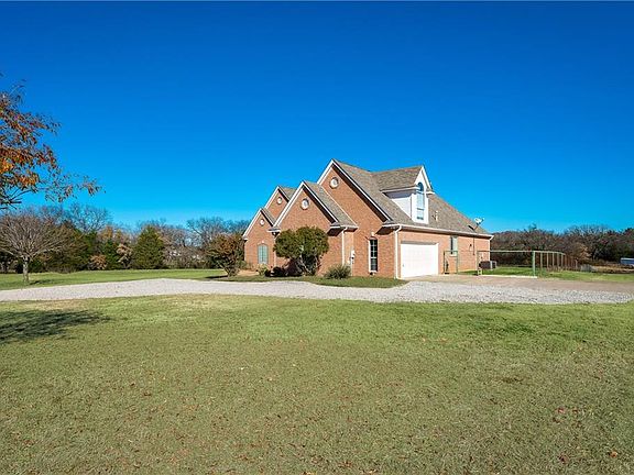 3rd image of 10301 Shadow Valley Ct