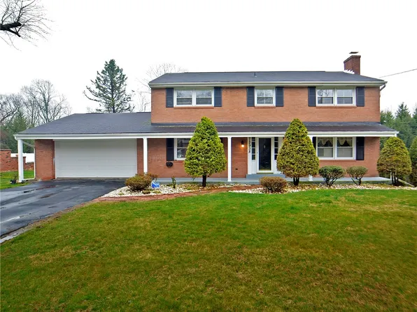 2938 Seminary Dr, Greensburg, PA 15601