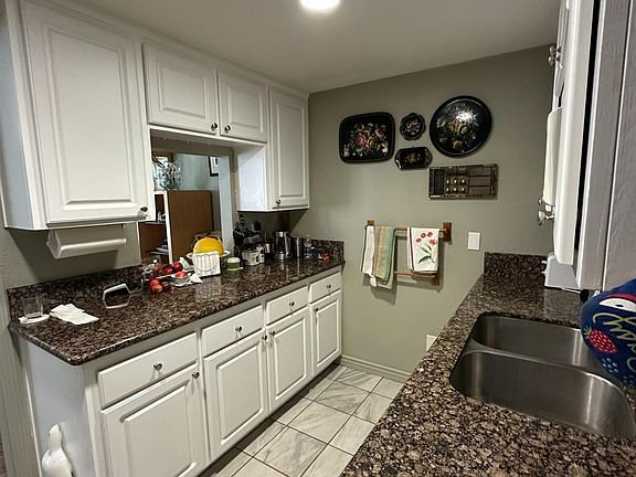 5th image of 7301 Villa Del Sol Ln
