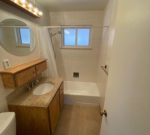 5th image of 2487 S Zenobia St