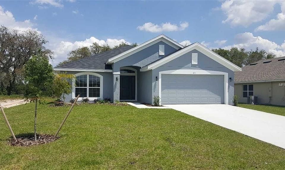 1st image of 611 Bradley Way