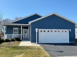 1542 Colt Ln #1490, Grayslake, IL 60030