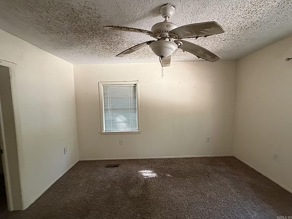 4th image of 4638 Beaty Rd