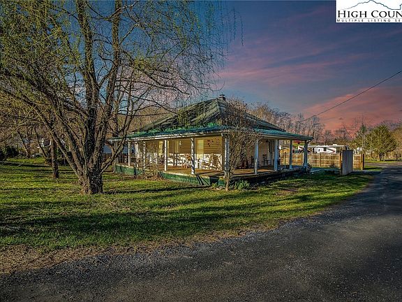 2nd image of 205 Warrensville Drive