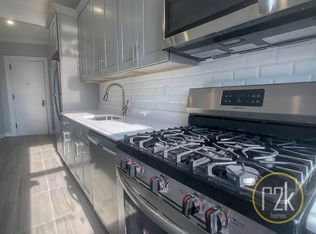 3011 Astoria Blvd APT 44, Astoria, NY 11102