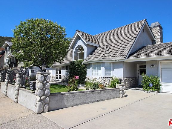 2nd image of 28376 Laura La Plante Dr
