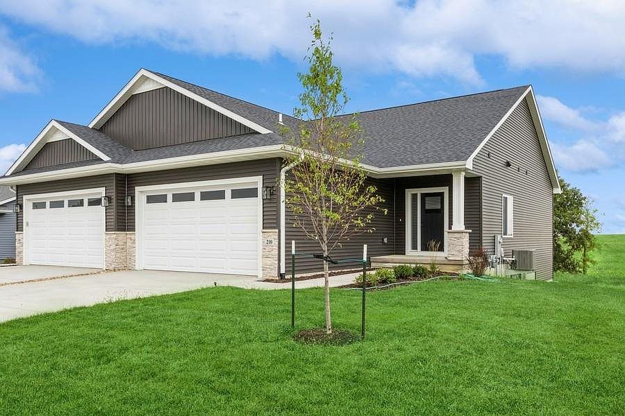 210 Dogwood Ln, Tiffin, IA 52340 | Zillow