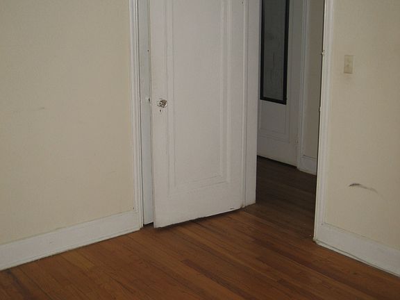 5th image of 27 Stanwix St APT 2B